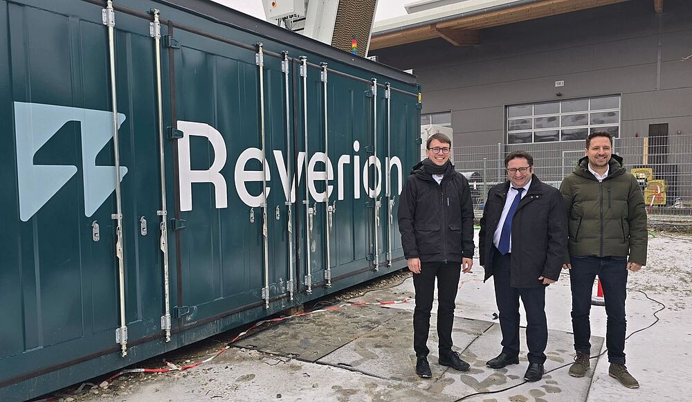 Foto von Wirtschaftsstaatssekretär Tobias Gotthardt bei Reverion